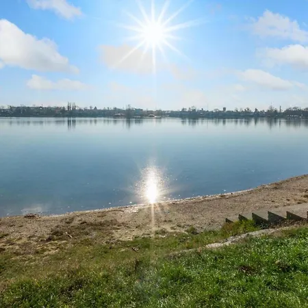 Villa Senec *