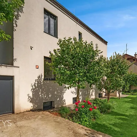 Villa Senec * Senec